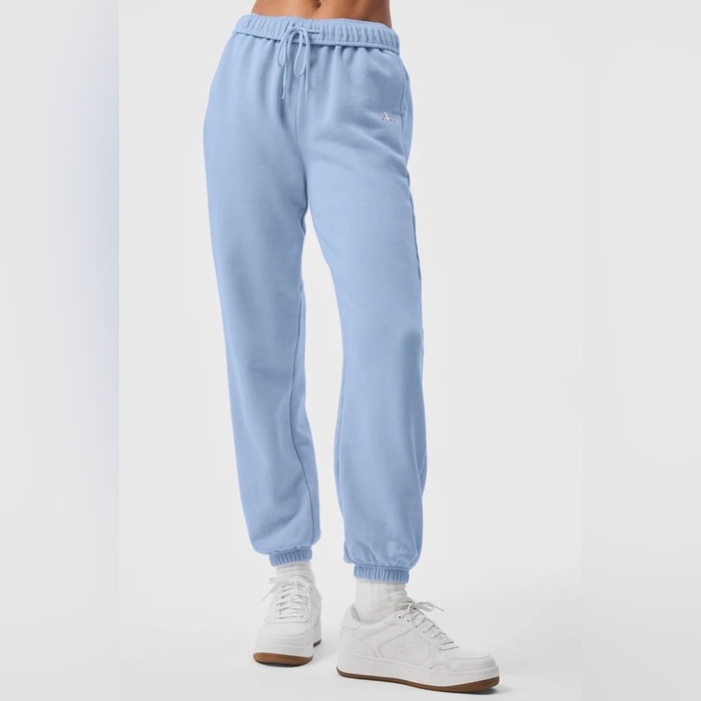 Alo Yoga Accolade Sweatpant Seashell Blue Size Medium